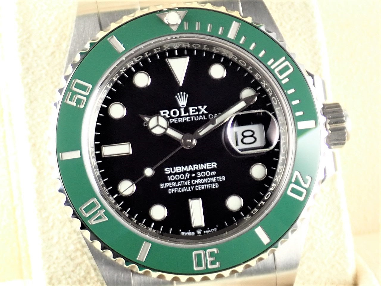 Rolex New Submariner Date Green &lt;Warranty, Box, etc.&gt;