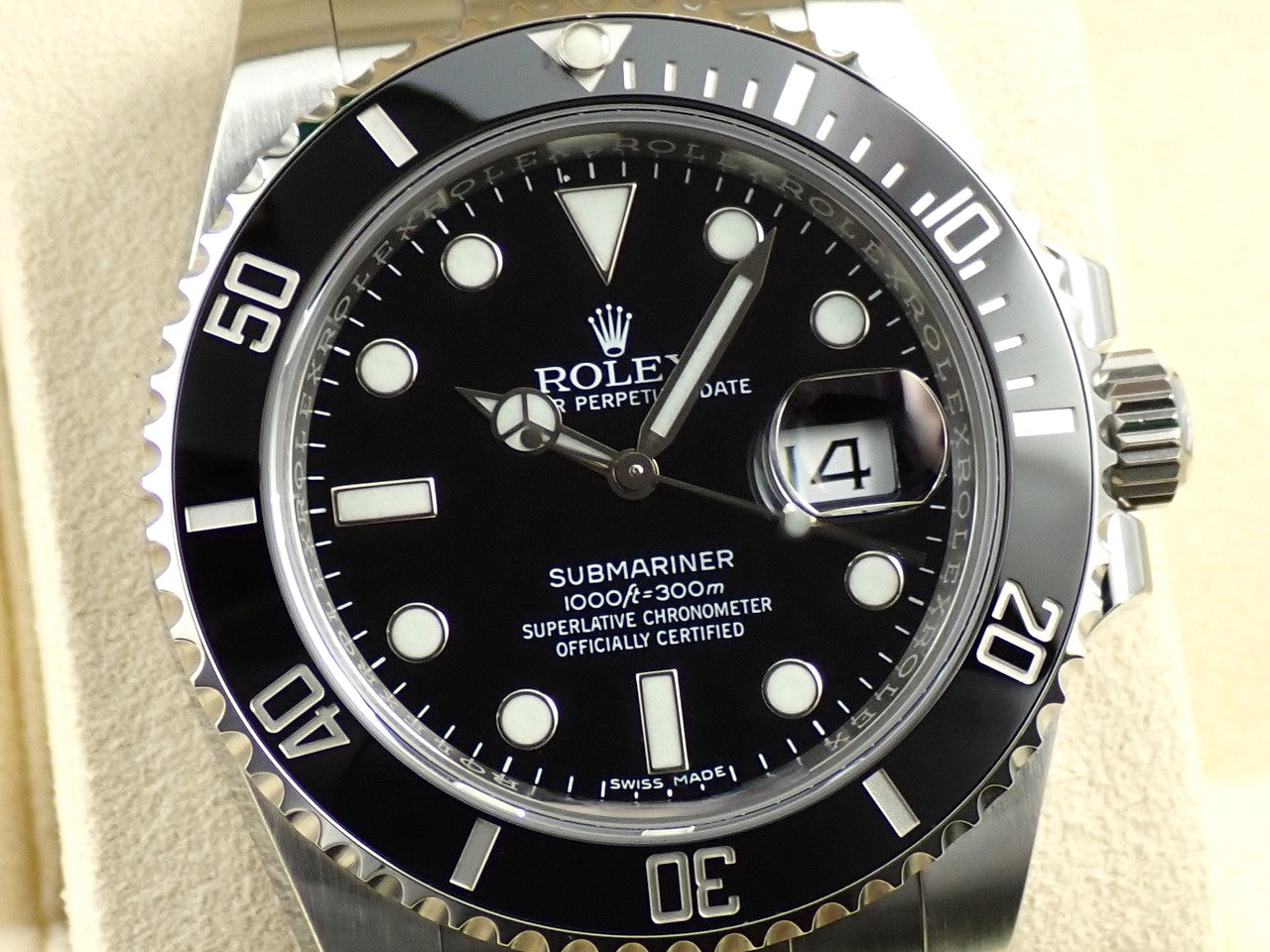 Rolex Submariner Date &lt;Warranty, Box, etc.&gt;