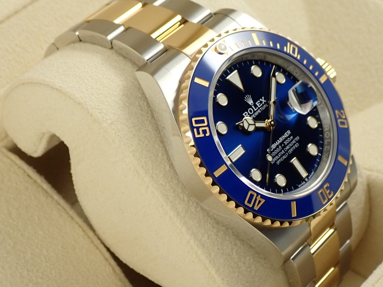 Rolex Submariner Date &lt;Warranty, Box, etc.&gt;