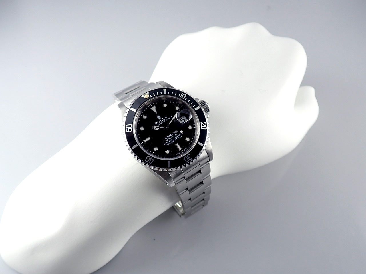 Rolex Submariner Date W serial number &lt;Warranty, box, etc.&gt;