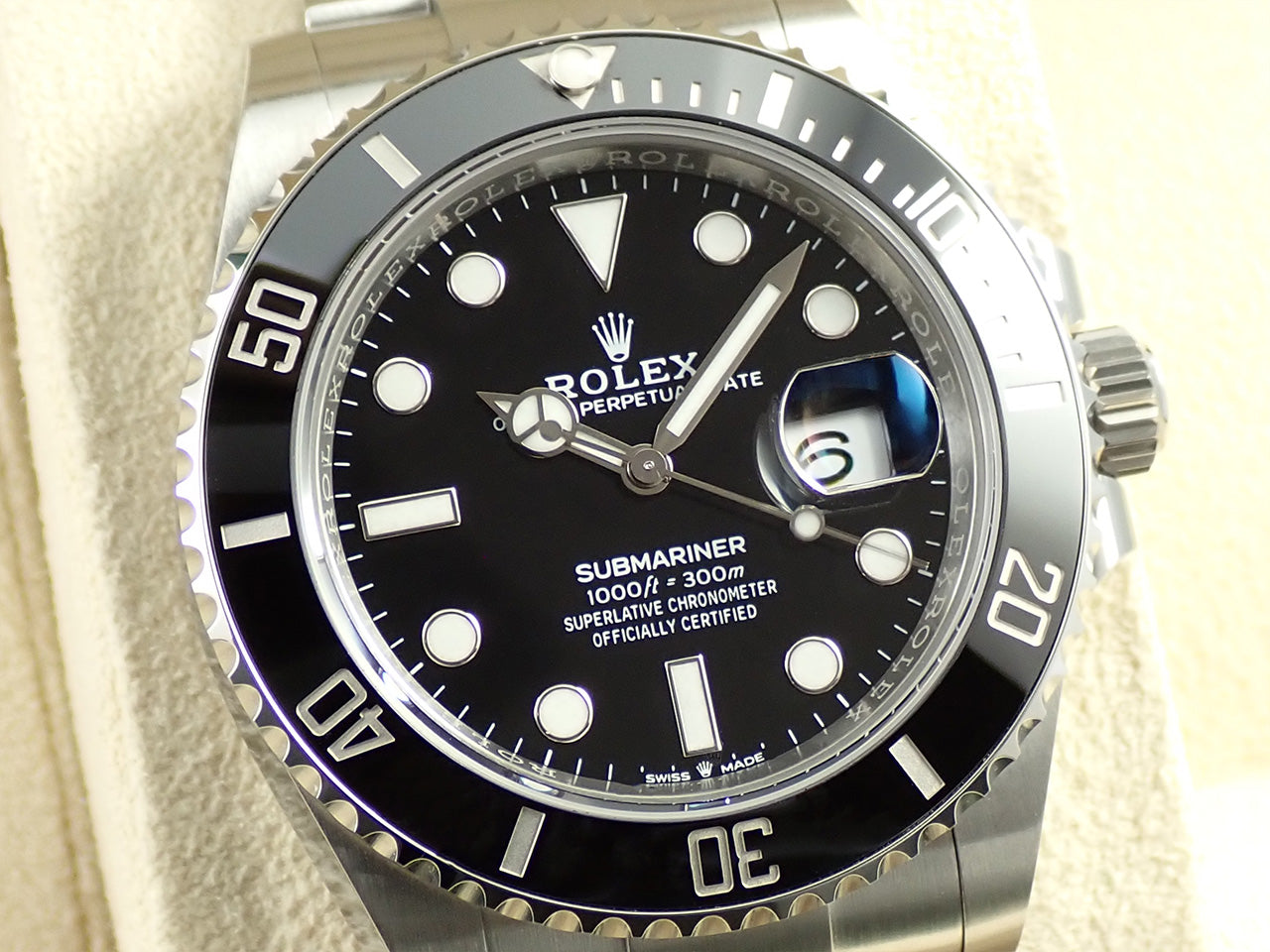 Rolex Submariner Date &lt;Warranty, Box, etc.&gt;