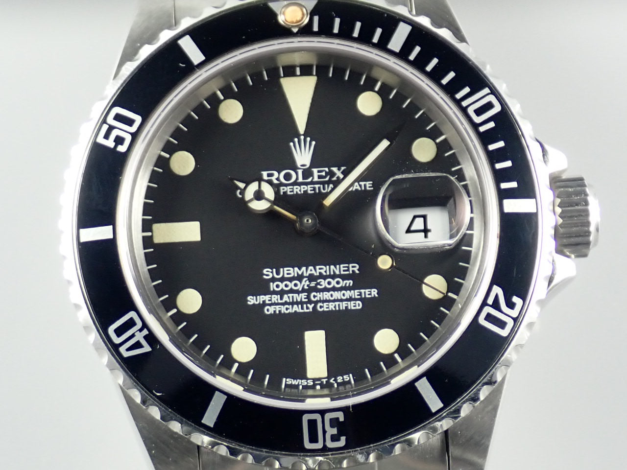 Rolex Submariner &lt;&lt;International Service Warranty&gt;&gt;