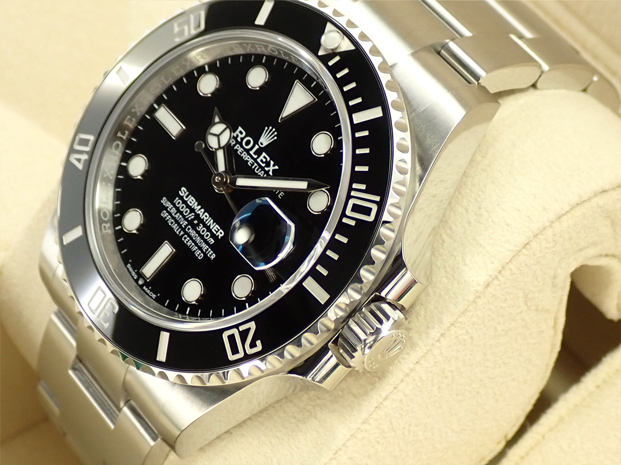 Rolex Submariner Date &lt;Warranty, Box, etc.&gt;