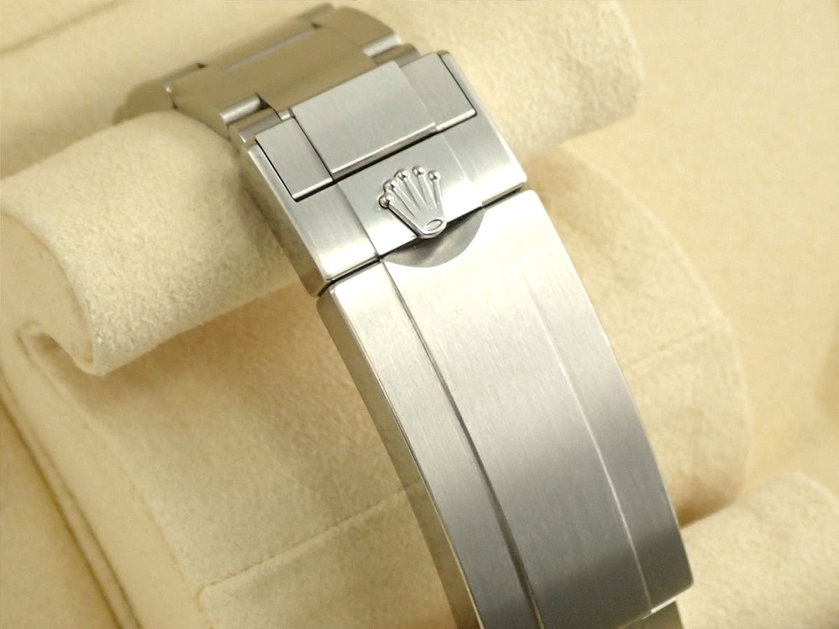 ロレックス サブマリーナー デイト Ref.116610LV グリーン文字盤 中古 A862ZZRR