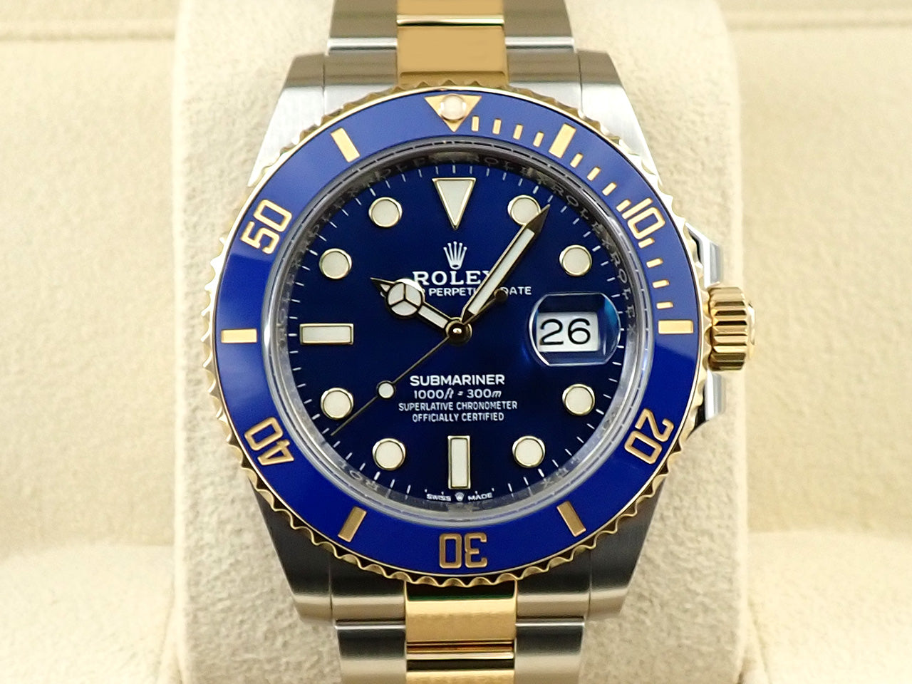 Rolex Submariner Date &lt;Warranty, Box, etc.&gt;