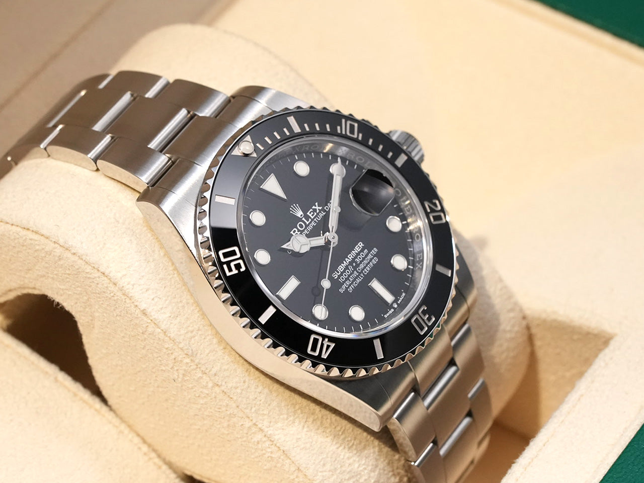 Rolex Submariner Date &lt;Warranty, Box, etc.&gt;