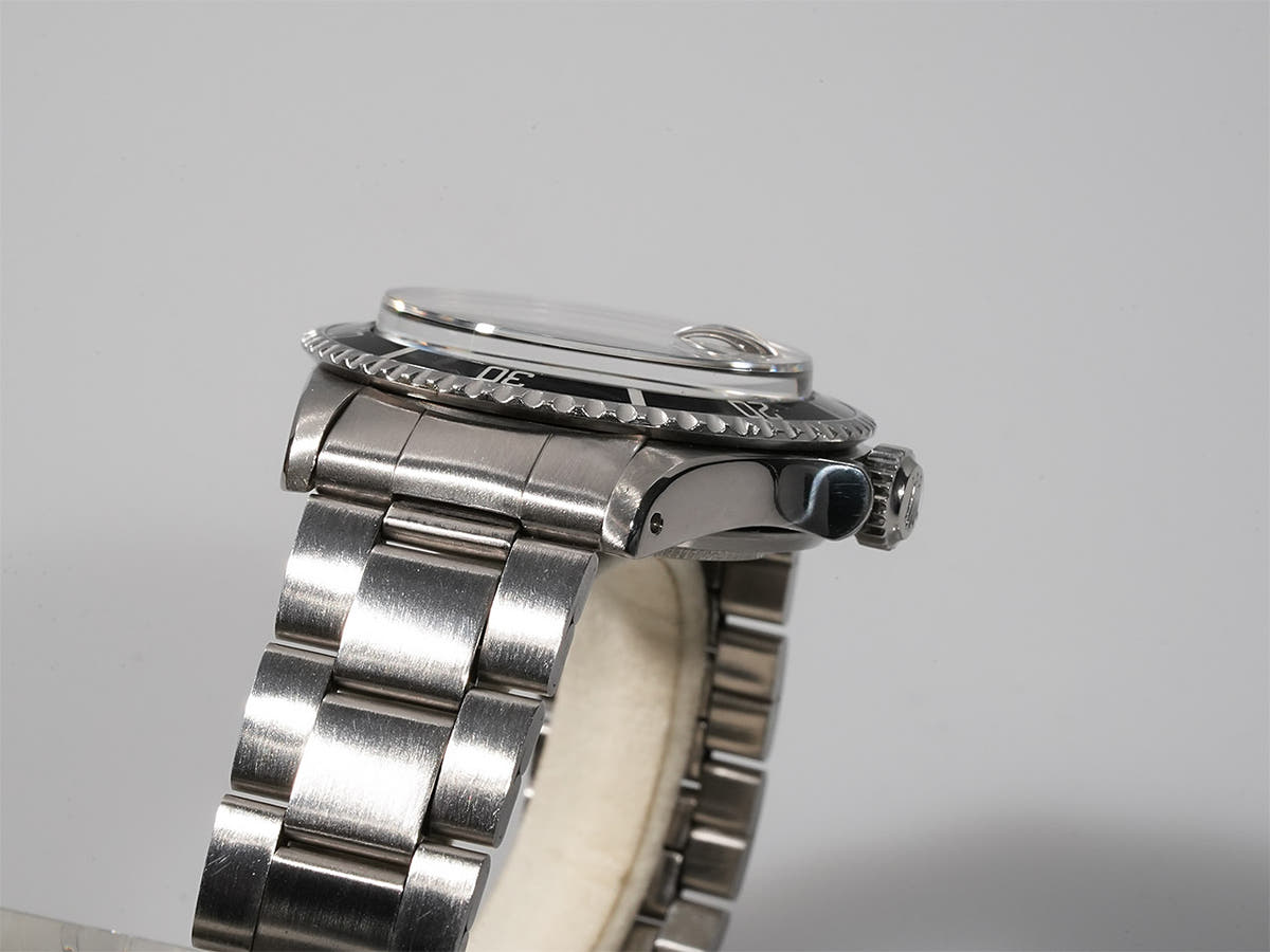 ロレックス サブマリーナー デイト Ref.1680 ブラック文字盤 中古 120ARVRU