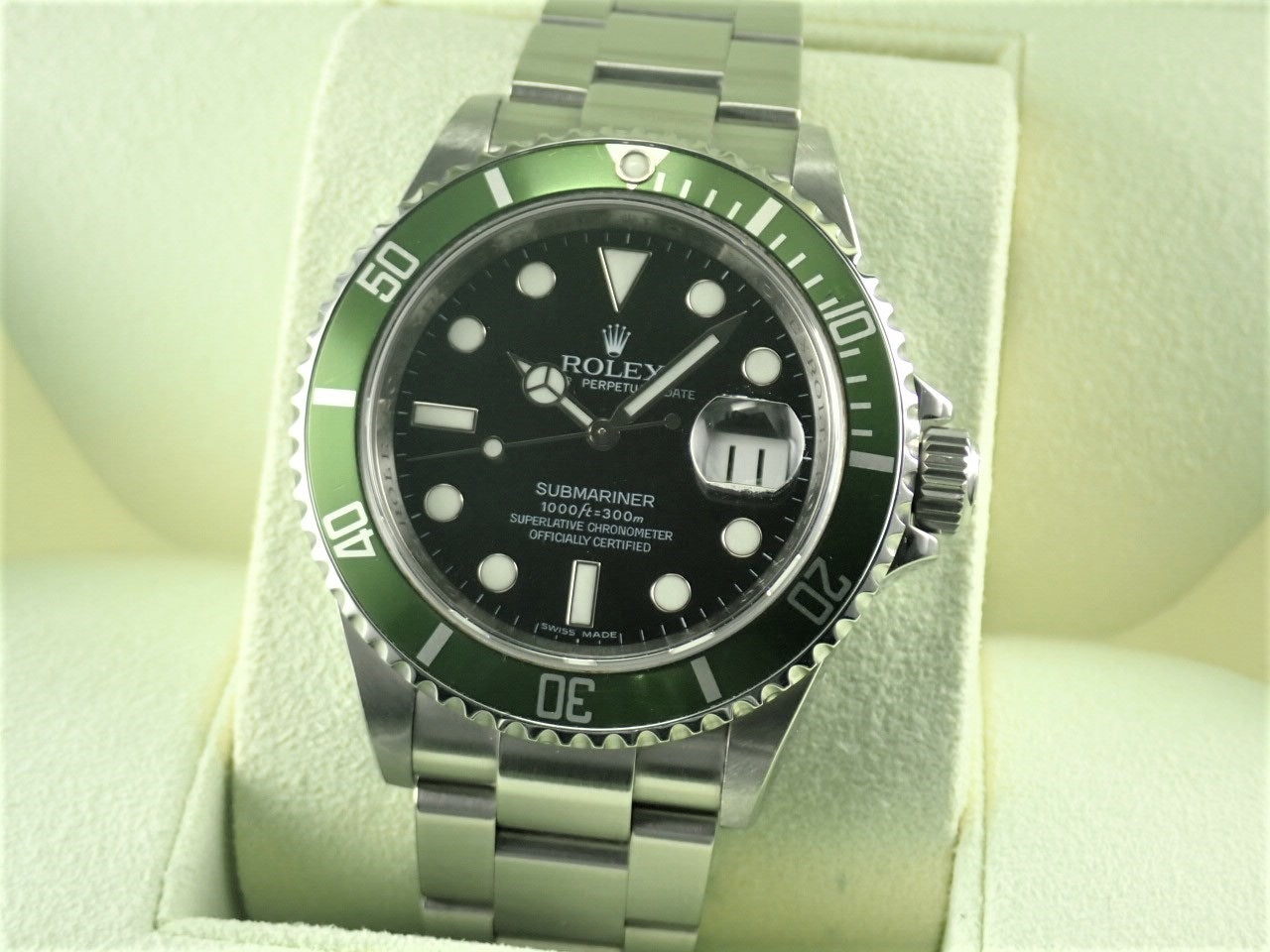 Rolex Submariner Green V serial number &lt;Warranty, box, etc.&gt;