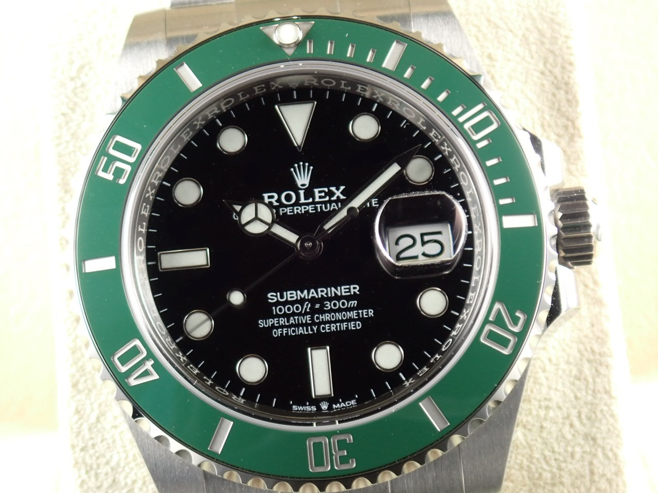 Rolex New Submariner Date Green [Unused] &lt;New warranty, box, etc.&gt;