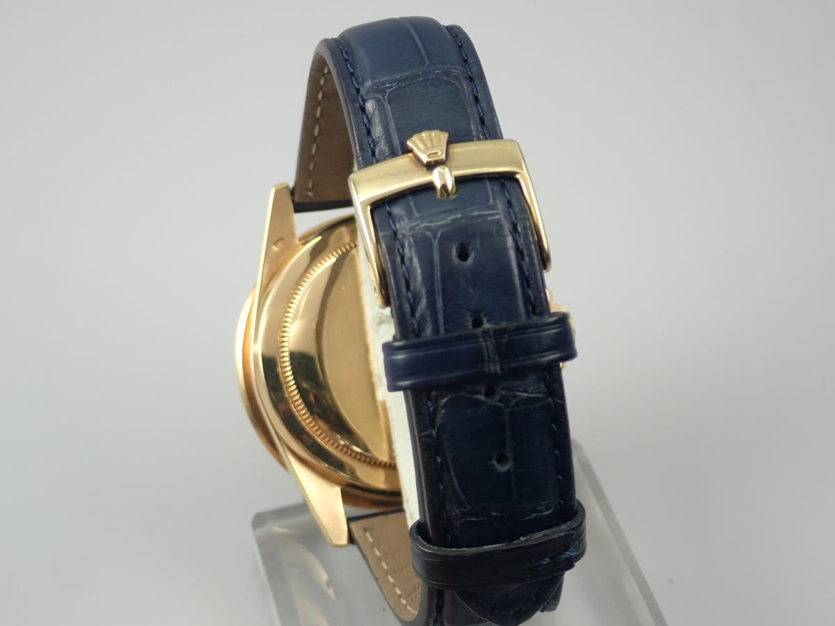 ロレックス サブマリーナー Ref.1680/8 ブルー文字盤 中古 J23ONYEN