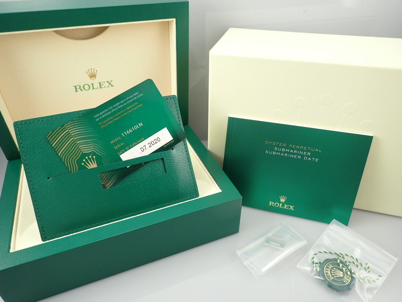 Rolex Submariner Date Random &lt;Warranty, Box, etc.&gt;