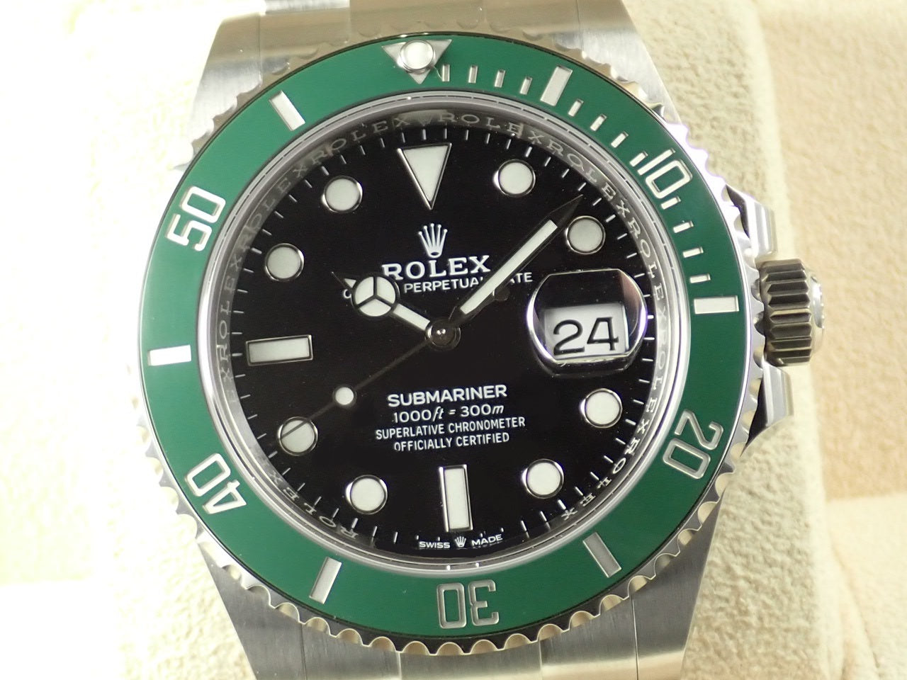 Rolex New Submariner Date Green [Excellent Condition] &lt;New Warranty Card, Box, etc.&gt;