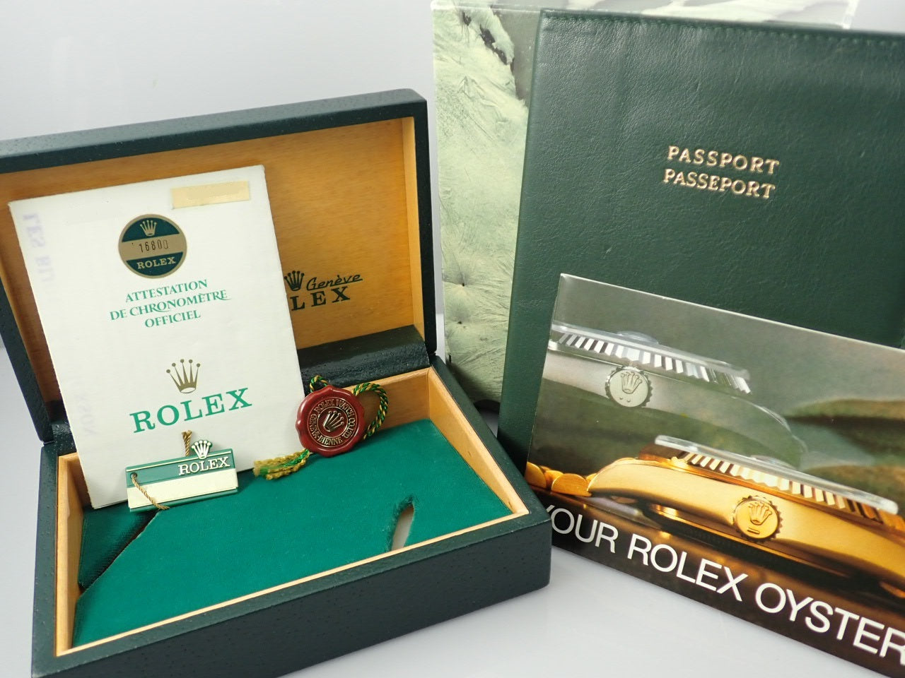 Rolex Submariner &lt;Warranty, Box, etc.&gt;