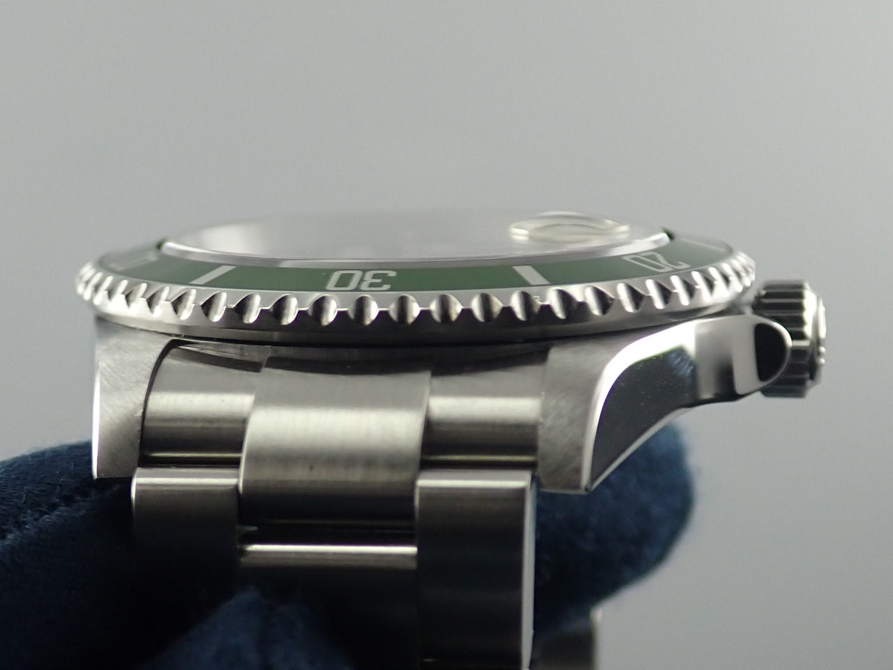 Rolex Submariner Green F serial number &lt;Warranty, box, etc.&gt;