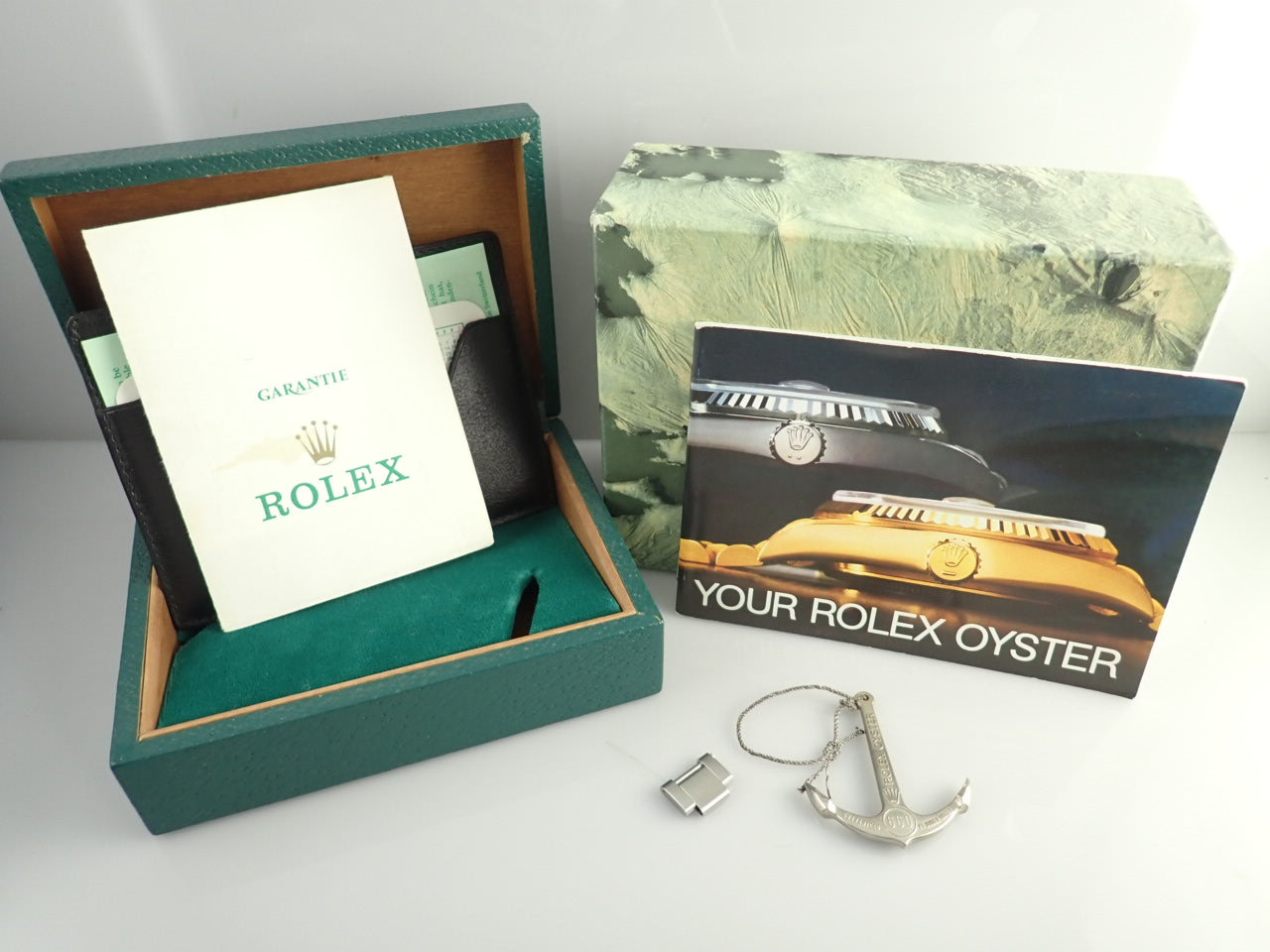 Rolex Submariner &lt;Warranty, Box, etc.&gt;