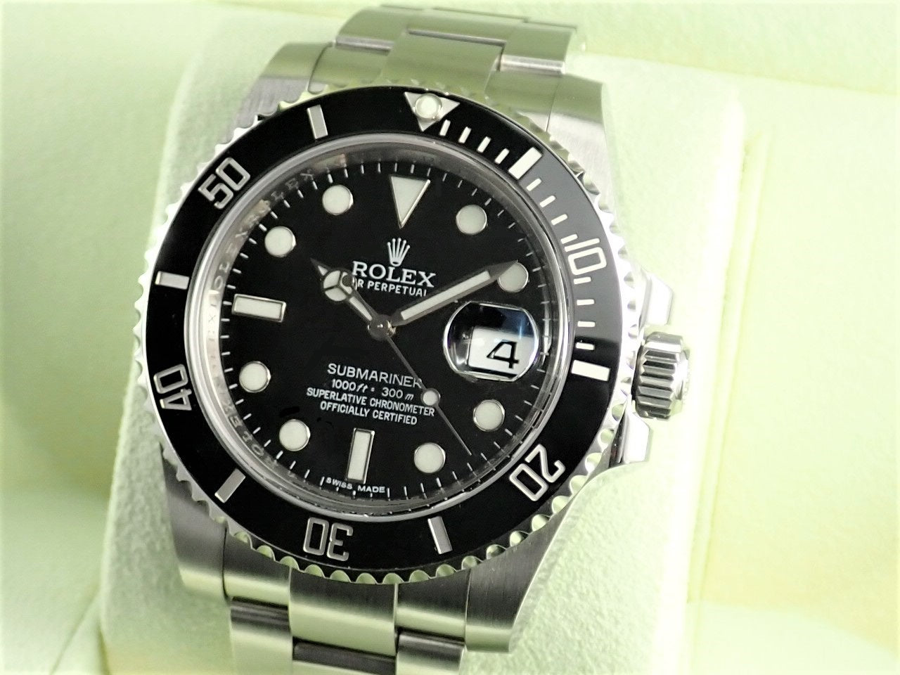 Rolex Submariner Date Random &lt;Warranty, Box, etc.&gt;