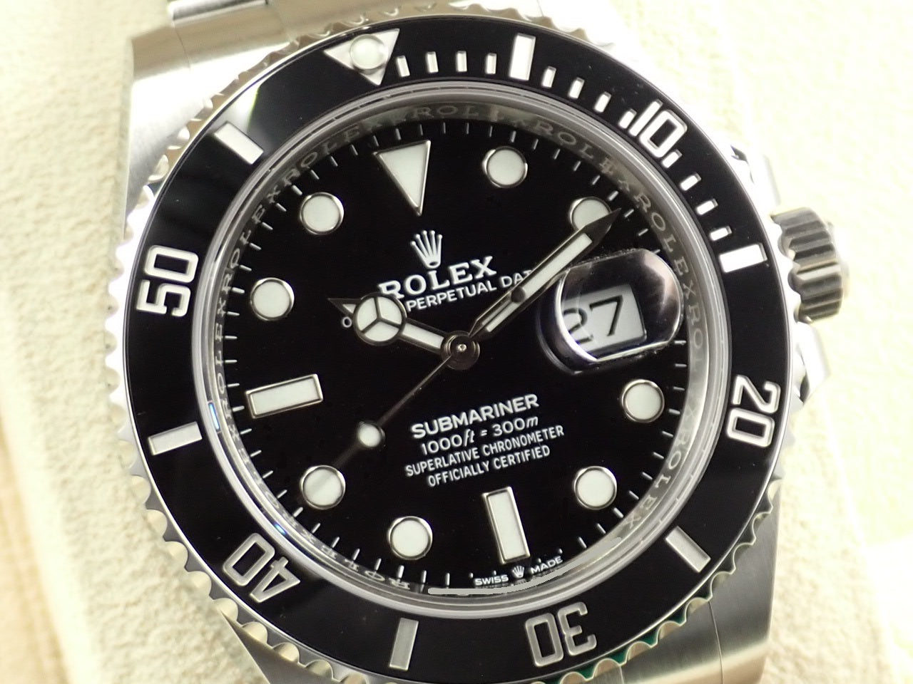 Rolex New Submariner Date &lt;New warranty, box, etc.&gt;