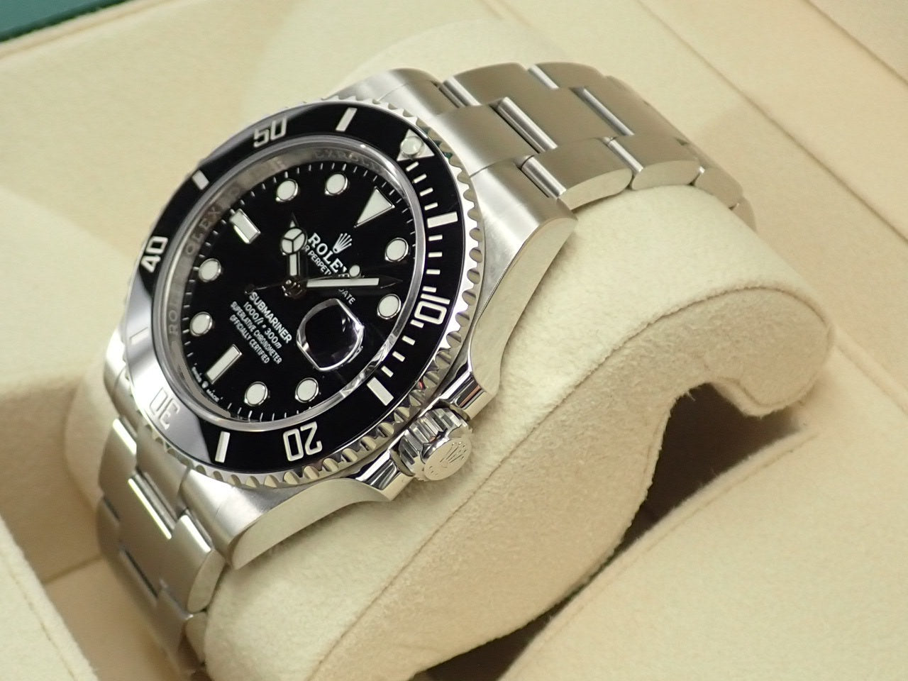 Rolex New Submariner Date &lt;New warranty, box, etc.&gt;