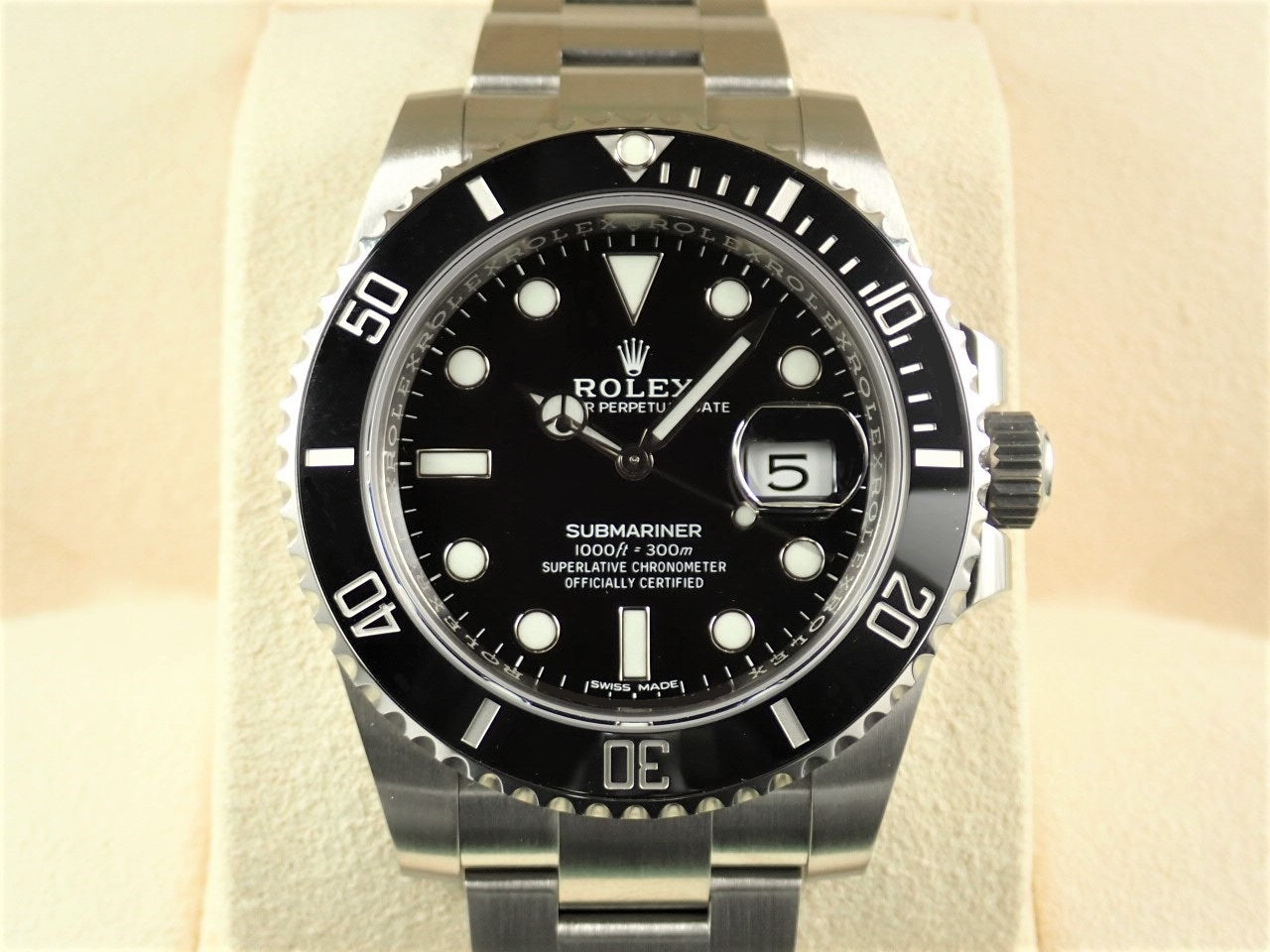 Rolex Submariner Date Random &lt;Warranty, Box, etc.&gt;