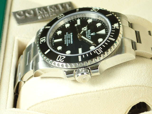 ロレックス サブマリーナー Ref.114060 ブラック文字盤 未使用 submariner-95