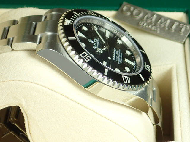 ロレックス サブマリーナー Ref.114060 ブラック文字盤 未使用 submariner-95