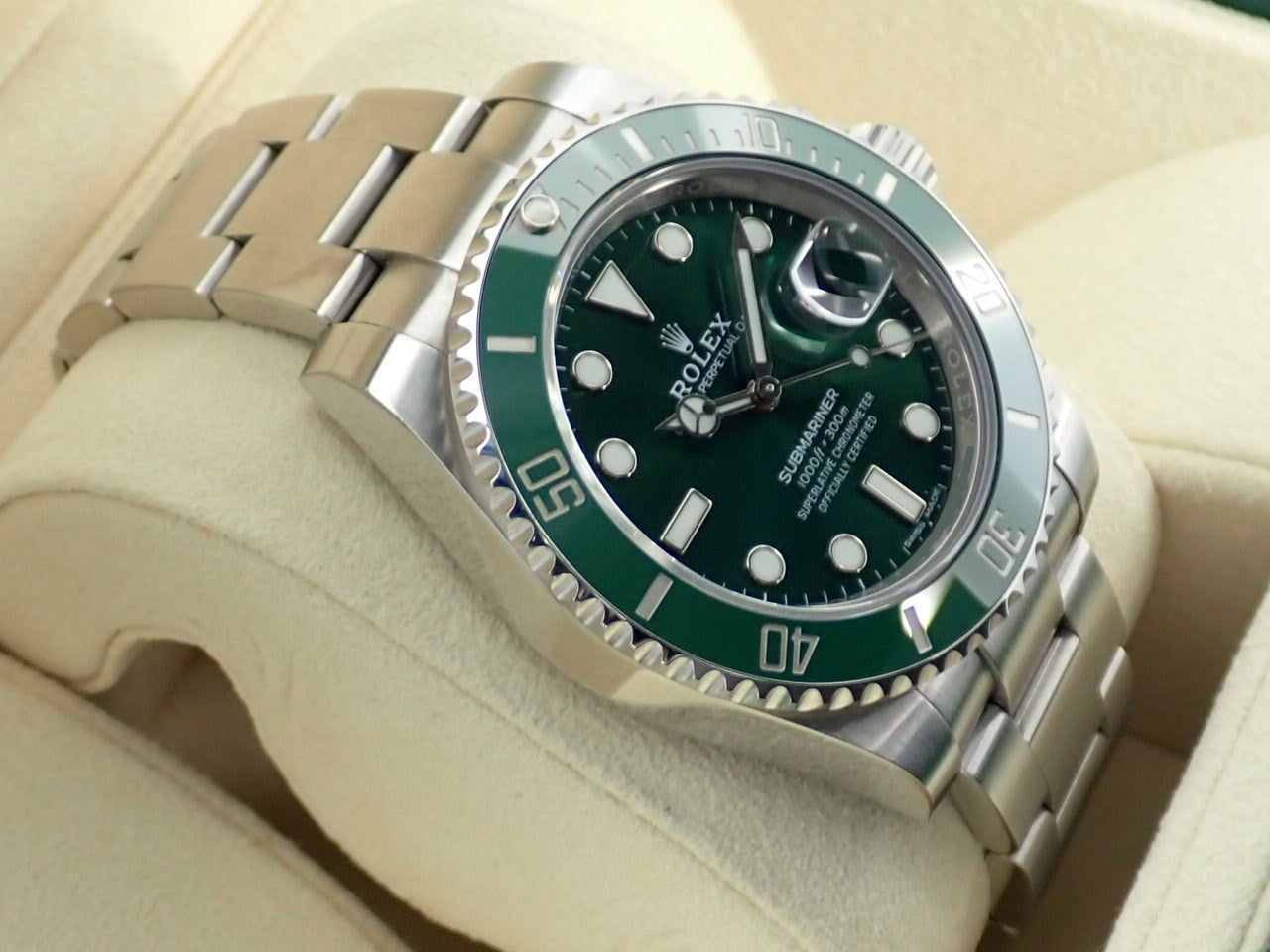 Rolex Submariner Date &lt;Warranty, Box, etc.&gt;