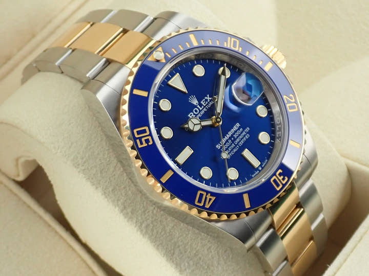 Rolex Submariner Date <Warranty, Box, etc.>