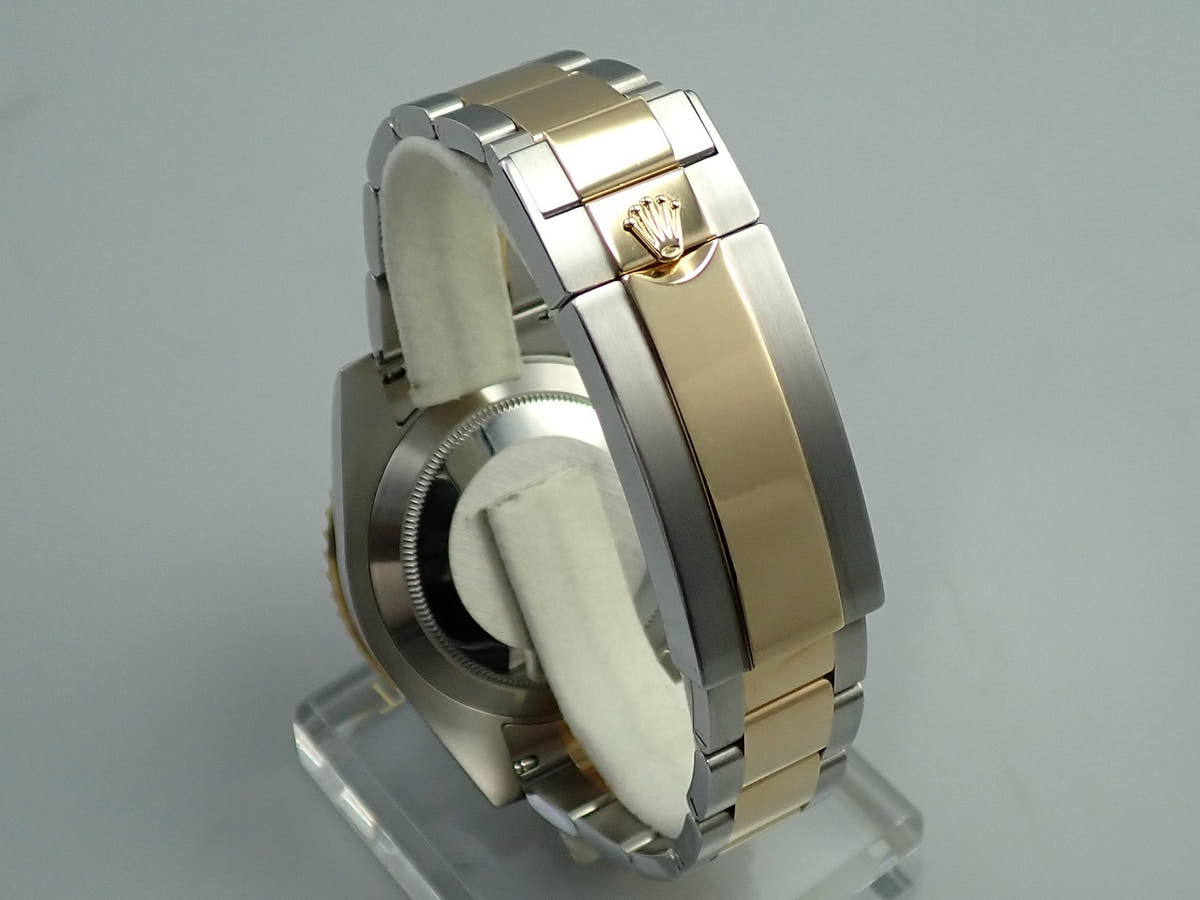 ロレックス サブマリーナー デイト Ref.116613GLB ブルー×8P文字盤 中古 2TYU9YZW