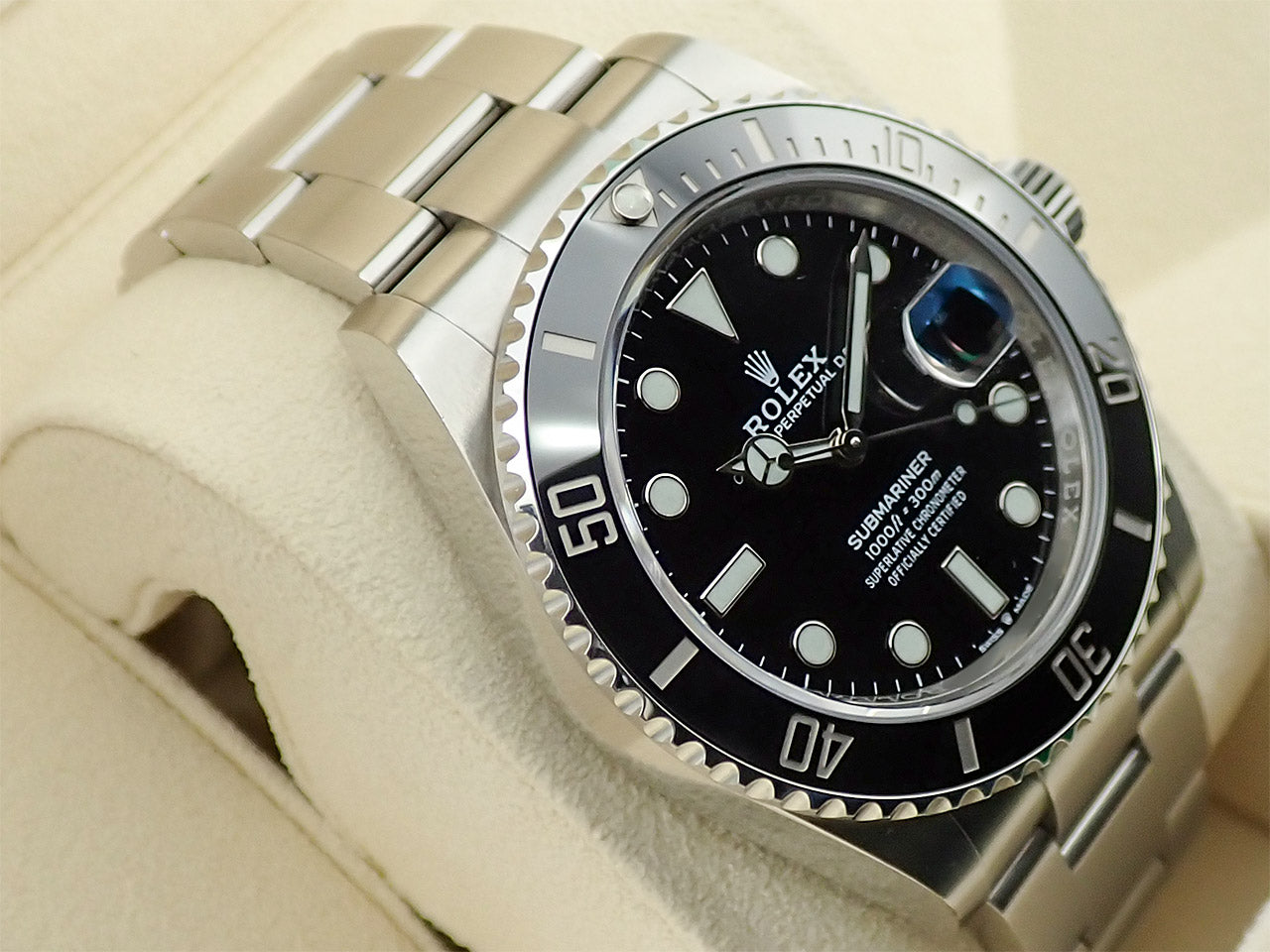 Rolex Submariner Date &lt;Warranty, Box, etc.&gt;