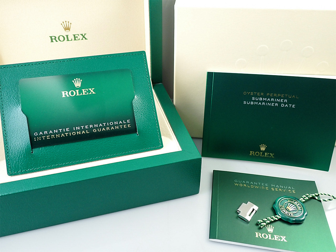 Rolex Submariner Date &lt;Warranty, Box, etc.&gt;