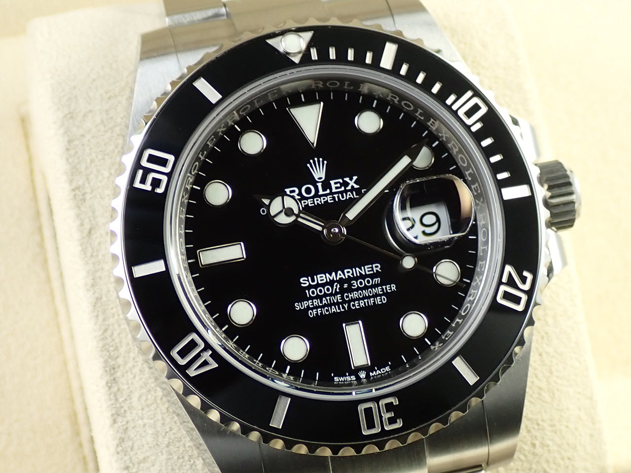 Rolex Submariner Date &lt;Warranty, Box, etc.&gt;