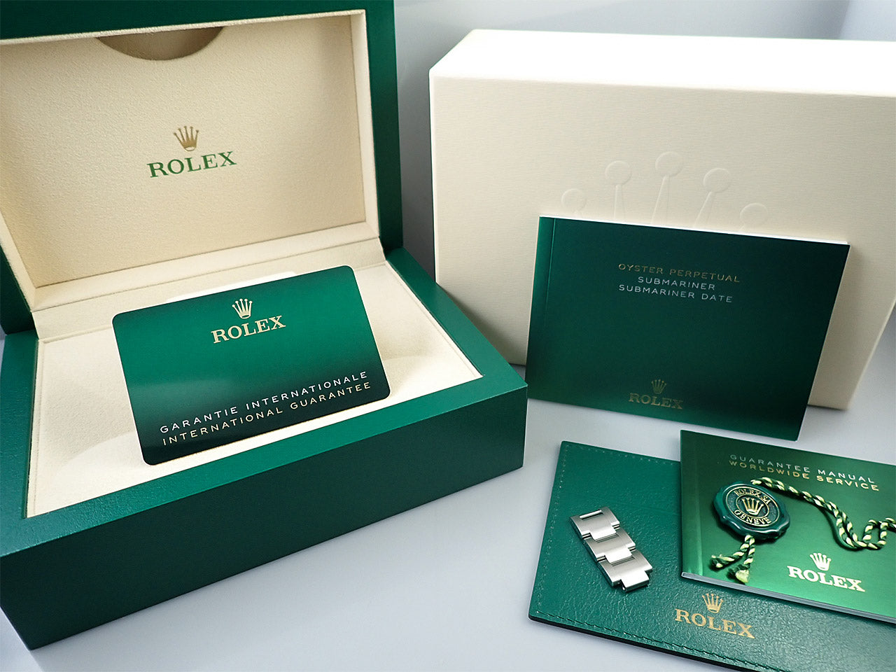 Rolex Submariner Date &lt;Warranty, Box, etc.&gt;