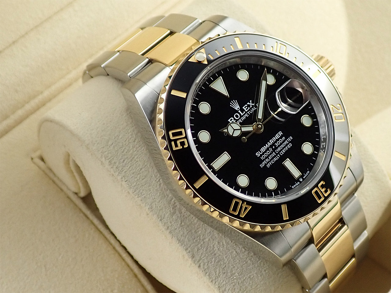 Rolex Submariner Date &lt;Warranty, Box, etc.&gt;