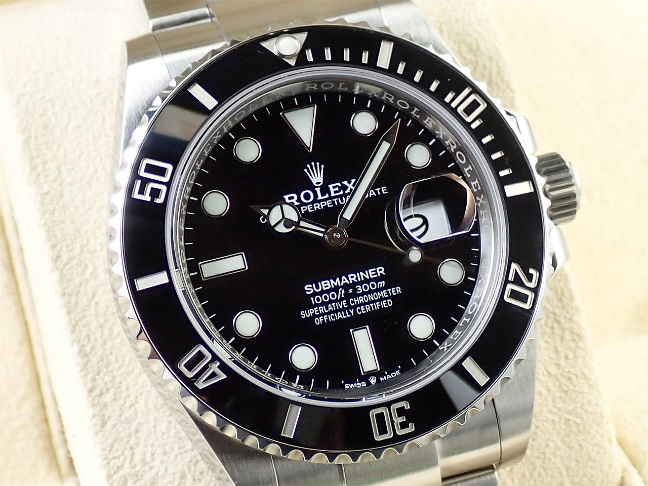 Rolex Submariner Date &lt;Warranty, Box, etc.&gt;