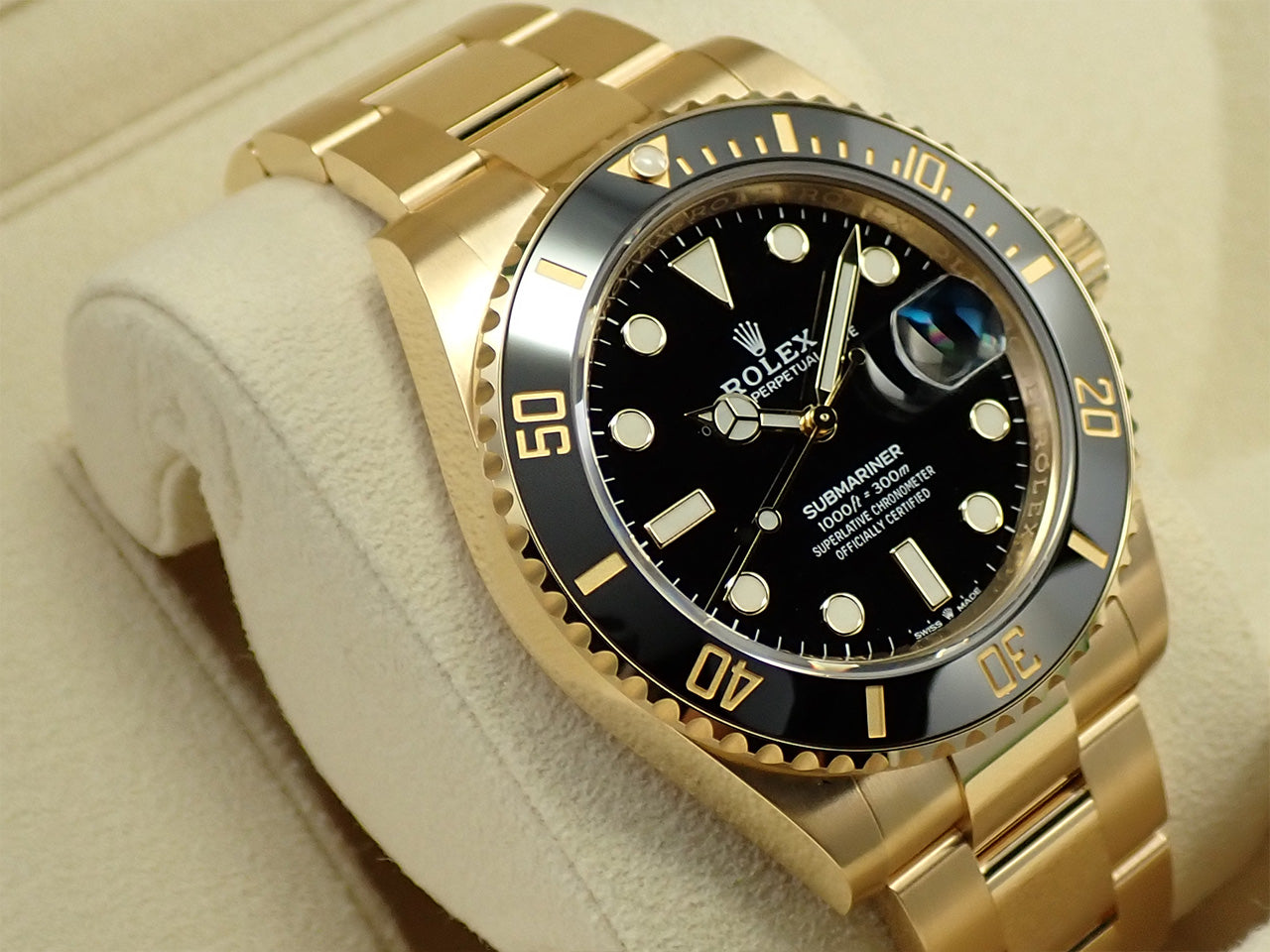 Rolex Submariner Date &lt;Warranty, Box, etc.&gt;