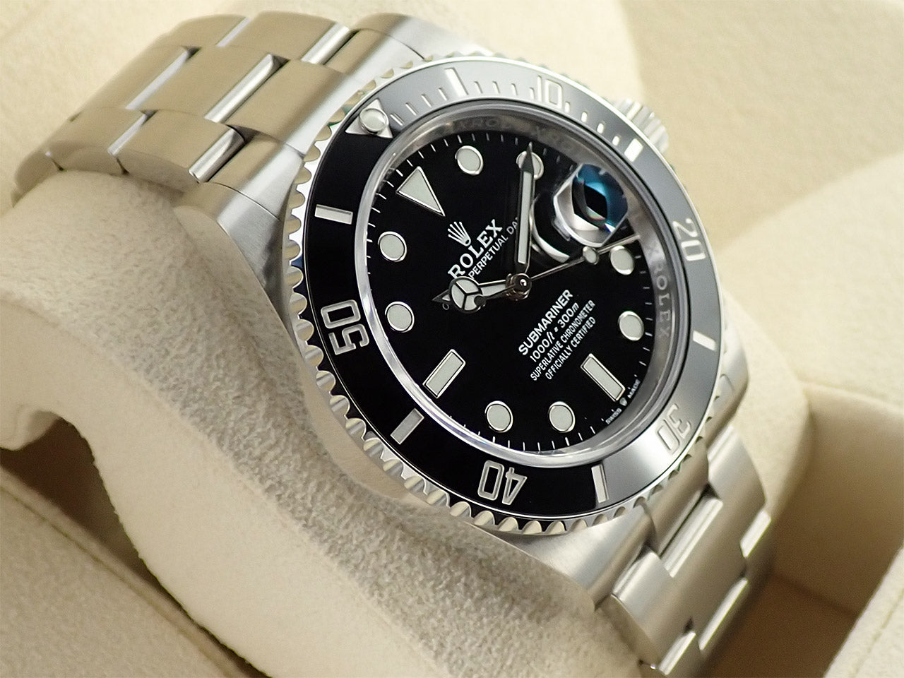 Rolex Submariner Date &lt;Warranty, Box, etc.&gt;