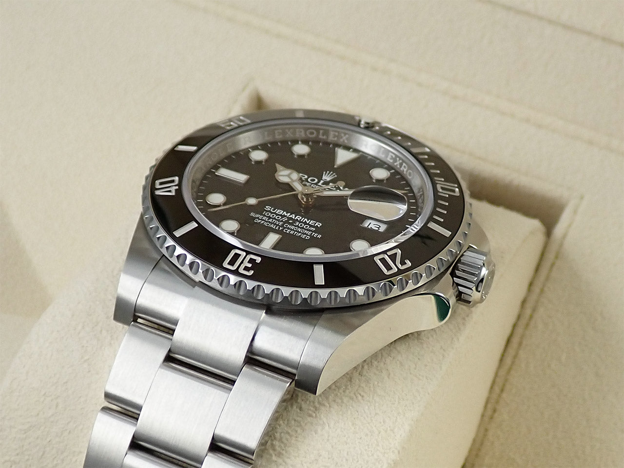 Rolex Submariner Date &lt;Warranty, Box, etc.&gt;