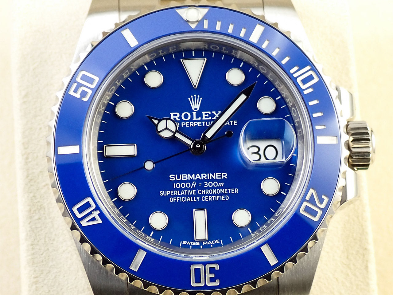 Rolex Submariner Date &lt;Warranty, Box, etc.&gt;