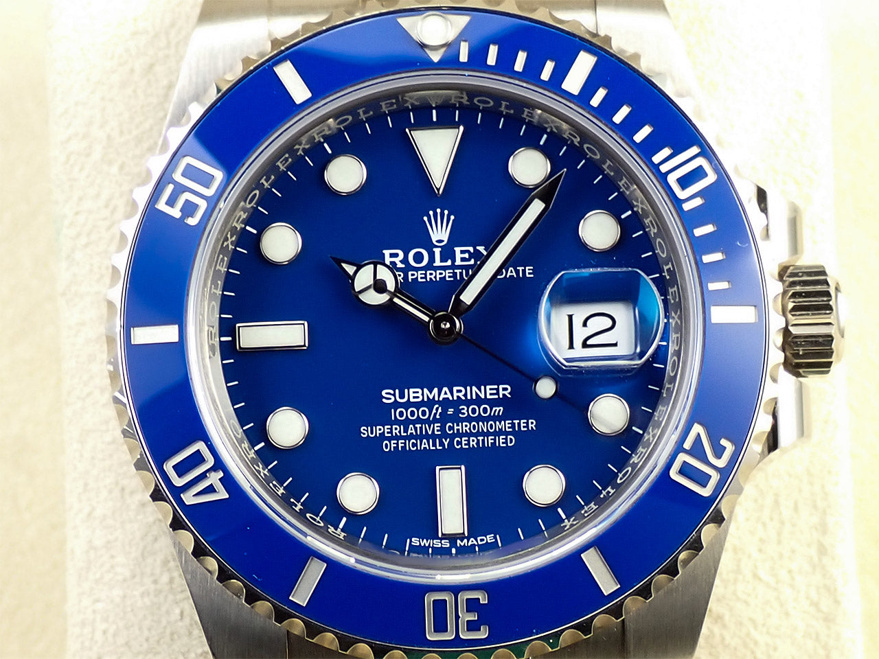 Rolex Submariner Date &lt;Warranty, Box, etc.&gt;