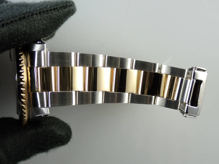 Rolex Submariner Date Ref. 16613 Stainless Steel/Yellow Gold Blue Dial