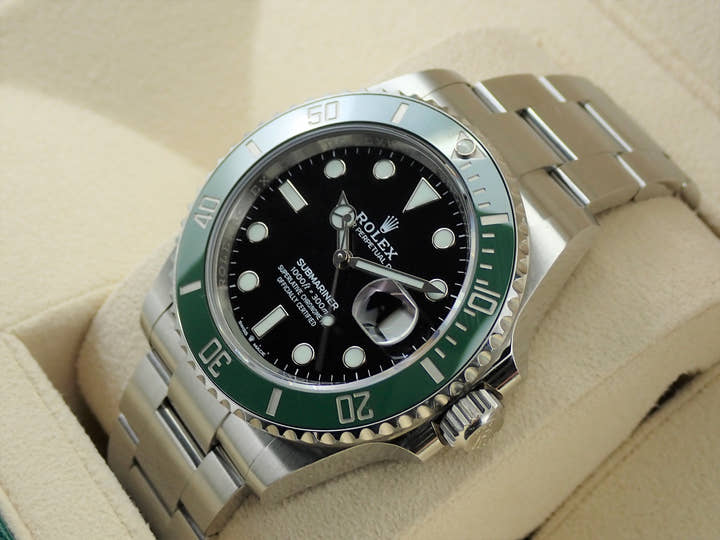 ロレックス サブマリーナー デイト Ref.126610LV ステンレススチール ブラック文字盤