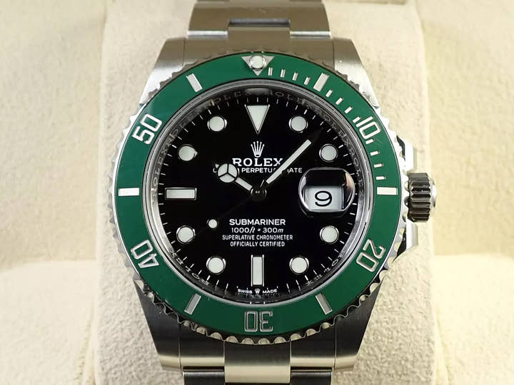 ロレックス サブマリーナー デイト Ref.126610LV ステンレススチール ブラック文字盤