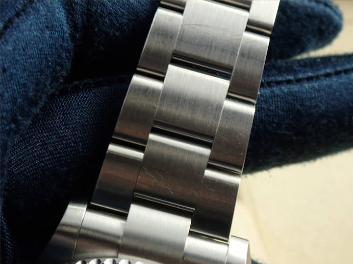 ロレックス サブマリーナー デイト Ref.126610LV ステンレススチール ブラック文字盤