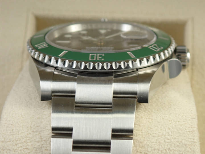 ロレックス サブマリーナー デイト Ref.126610LV ステンレススチール ブラック文字盤