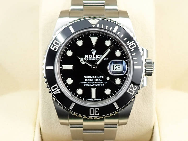 Rolex Submariner Date <Warranty, Box, etc.>