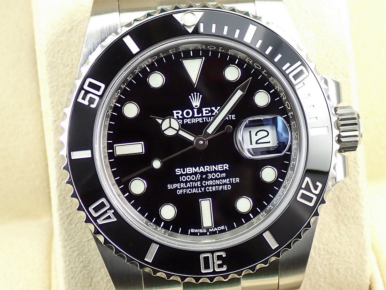 Rolex Submariner Date &lt;Warranty, Box, etc.&gt;