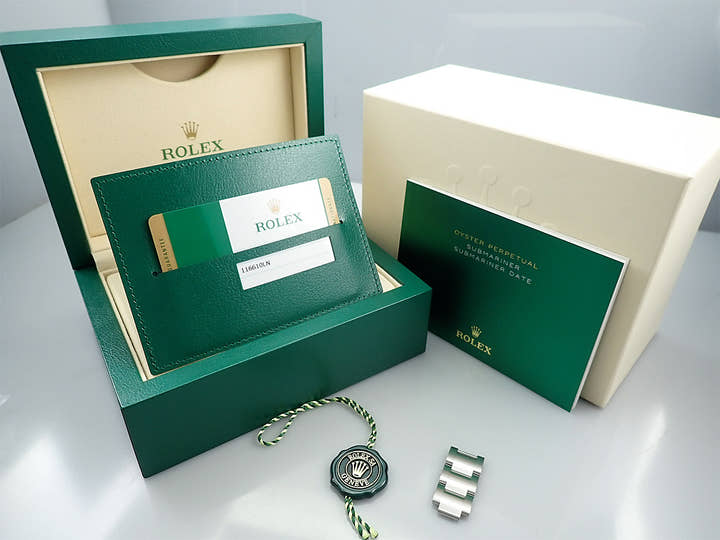 Rolex Submariner Date <Warranty, Box, etc.>