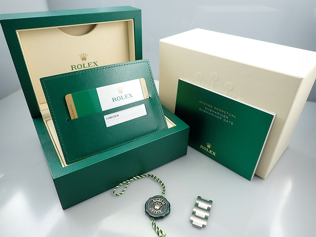 Rolex Submariner Date &lt;Warranty, Box, etc.&gt;