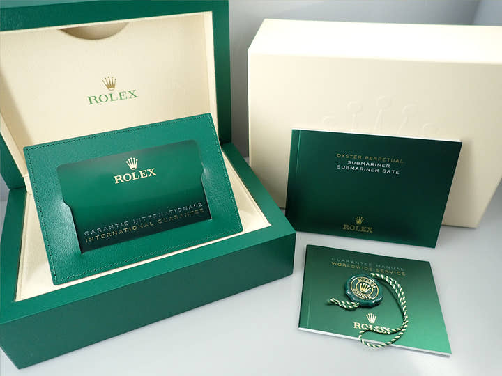 ロレックス サブマリーナー デイト Ref.126610LV ステンレススチール ブラック文字盤