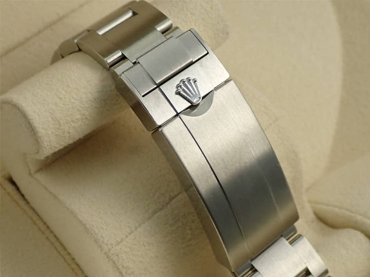 ロレックス サブマリーナー デイト Ref.126610LV ステンレススチール ブラック文字盤